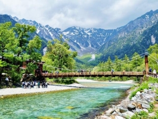 Shinryoku season: The best time to visit to Kamikochi | JR Times